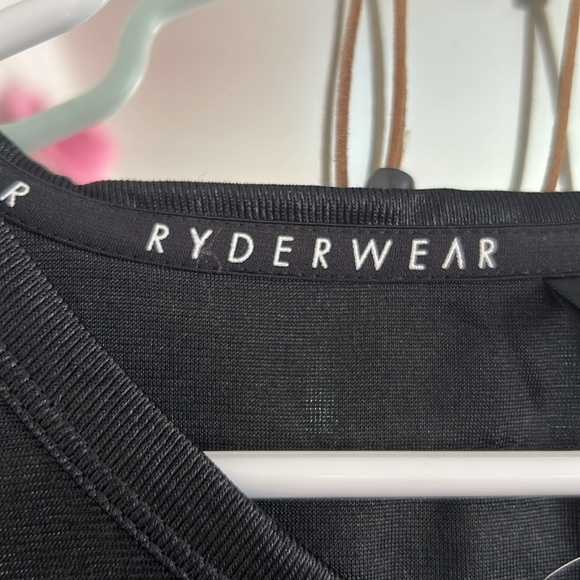 Jersey - Picture 3 of 5